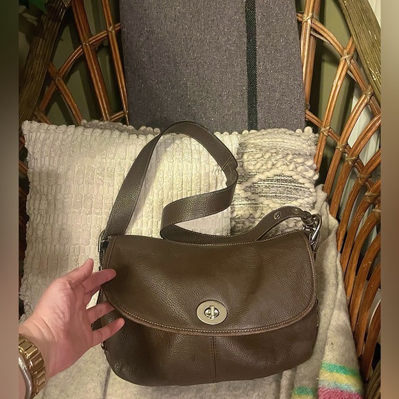 Vintage Coach Legacy Flap Shoulder Bag - Picture 3 of 8